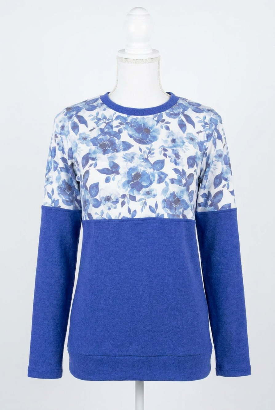 NEW MICHELLE MAE natalie pullover top in sapphire floral